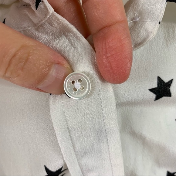 Equipment Signature Celebrity Star Print 100% Silk Button Down Shirt XXS - Picture 9 of 14